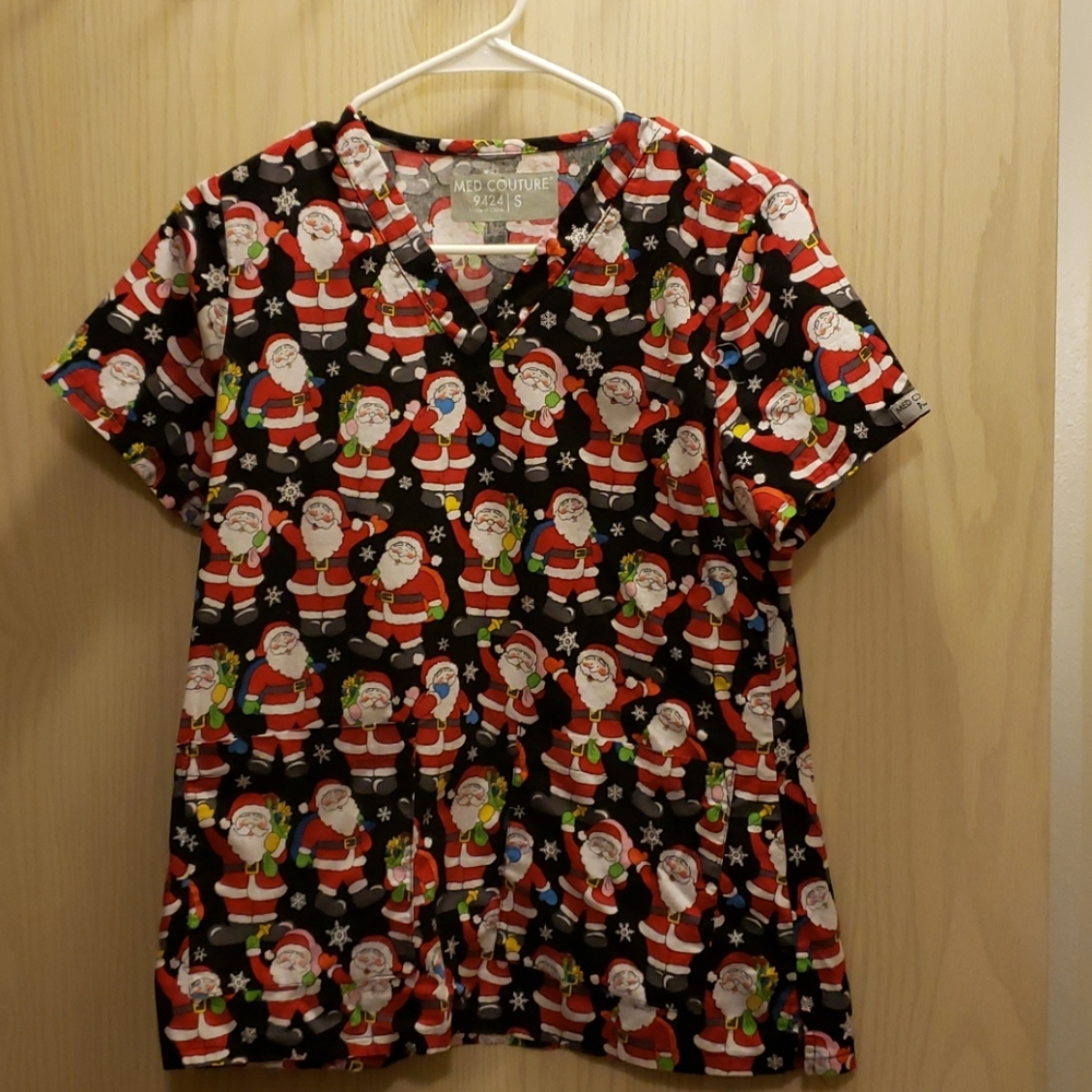 MED‎ Couture Santa Scub
